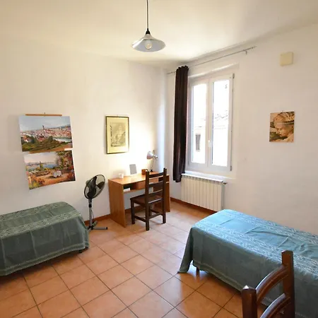 Unyca - Experience Living In Santa Croce 2 *