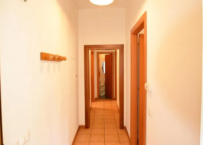 Unyca - Santa Croce 2-bedroom 2 *