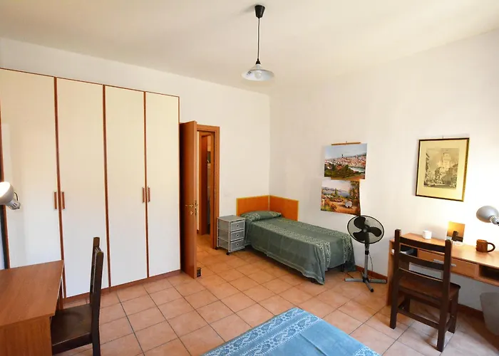 Unyca - Santa Croce 2-bedroom 2 * Φλωρεντία