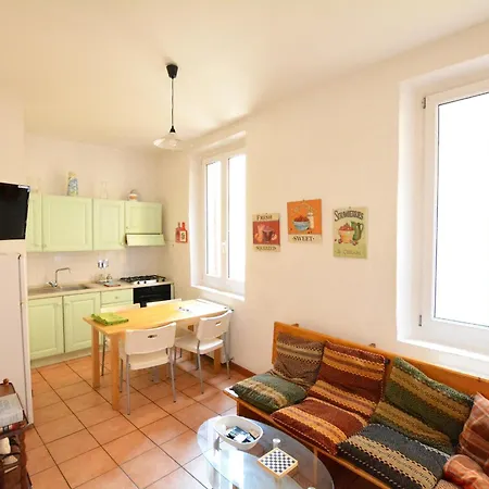 Unyca - Experience Living In Santa Croce 2 Apartment *